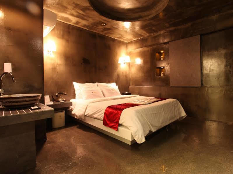 Hotel Tomgi 2*