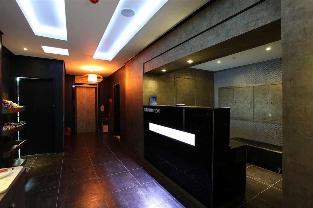 Tomgi Hotel 2*